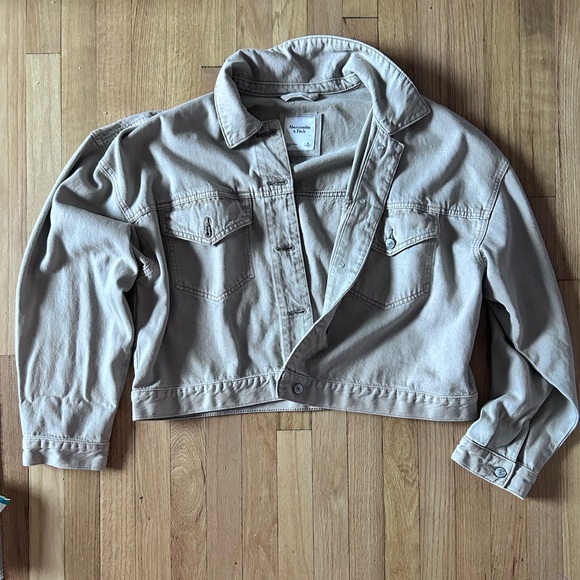Abercrombie & Fitch Jackets & Blazers - Abercrombie denim jacket